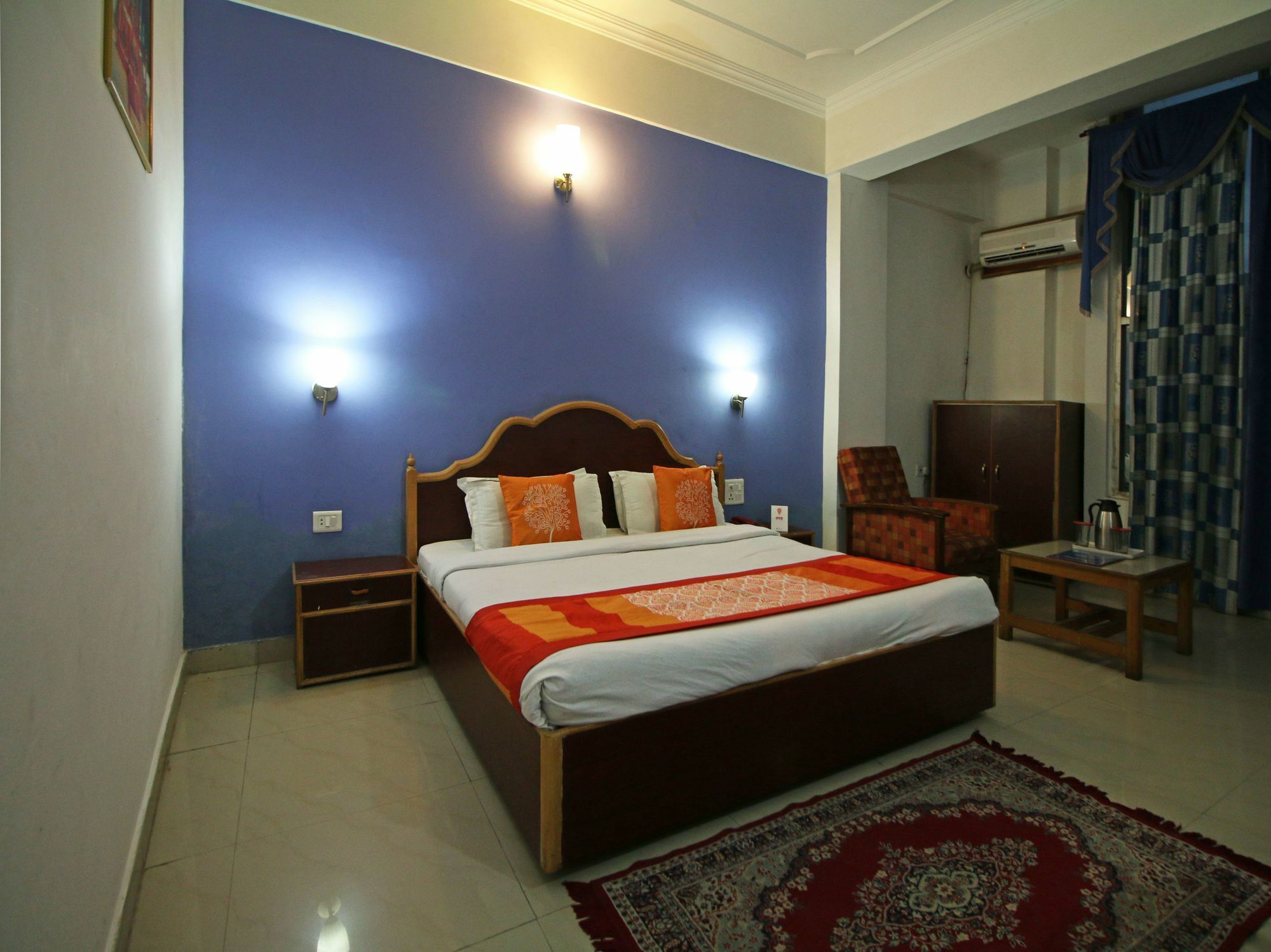 Oyo 5667 Katra Continental Otel Dış mekan fotoğraf